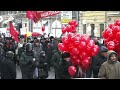 Еще видео из Петербурга http://t.co/zhsxyLJV (смотреть с 3 минуты) Сколько там людей? По-моему, прилично.