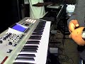 aki nos hechamos la rola de mi gusto kon el roland fantom x6es nomas ke el tubero andaba medio hebrio y se le hiban las cabras de repente, lol. sobres morros ahi se ven