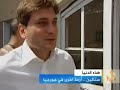 تقرير : عمر الخطيب تاريخ بث التقرير : 2/9/2008سارعت السلطات الجورجية الى نقل محتويات متحف ستالين في مدينة غوري حيث ولد الزعيم السوفيتي الراحل، وذلك لمنع وقوعها في ايدي الروس الذين اجتاحوا المدينة، لكن الجيش الروسي اكد انه ربما يدمر المدينة الا انه لن يقترب من تمثال ستالين ومتحفه