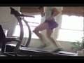 videos de Me Running on Treadmill, Nov 08