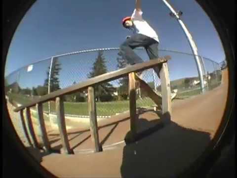 BMX BIKES TRICKS STUNTS CRASHES