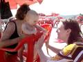 videos de Mummy and Pedro at the beach
