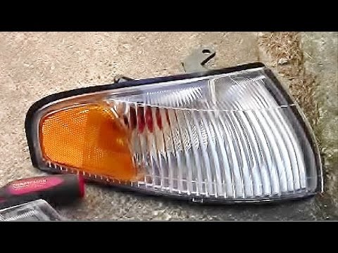 How to Replace Corner Signal Light Assembly on Mazda 626