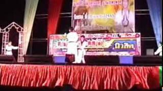 โชว์เทควันโดของ ทีม แดนยุทธหัตถียิม จ.สุพรรณบุรี ณ งานบวช วันศุกร์ที่ 9 เมษายน พ.ศ. 2553