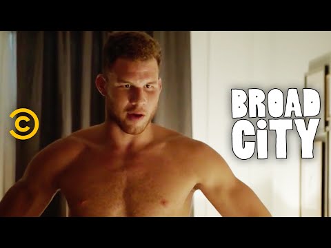 Blake Griffin and Ilana Have a Wild One-Night Stand - Broad City