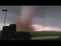 Oklahoma tornado: KFC worker captures power of twister approaching Moore