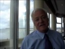 un clip du red alisator : olivier watine, le directeur du palais du grand large � saint-malo, nous parle de roland jourdain et du vend�e globe