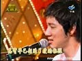 lyrics
wang lee hom & kenny g - wei yi

wo de tian kong duo mo de qing xi
tou ming de cheng luo shi guo qu de kong qi
qian zhe wo de shou shi ni dan ni de xiao rong que kan bu qi

*shi fou yi ge xing xing bian le xing
chong qian de yuan wang ye quan dou gei pao qi
zhiu jing wowu fa hu xi lian zhi ji de ying zhi dou xiang tao bi

(chorus)
baby ni jiu shi wo de wei yi liang ge shi jie dou bian xing
hui qi tan he rong yi
que ding ni jiu shi wo de wei yi du zhi dui zhe dian hua shuo wo ai ni
wo zhen de ai ni
baby wo yi bu neng duo ai ni yi xie

*repeat
(chorus)
qi shi zao yi chao guo le ai de shi xian

(chorus)


(for more information on lee hom visit)  http://profile.myspace.com/index.cfm?fuseaction=user.viewprofile&friendid=46182578