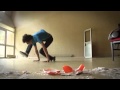 Mezcla de Break Dancing y Yoga