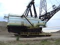 B&E 1250 Dragline side view walking B&E 1250 Dragline side view walking