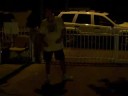 EL HUEVAS Y EL KORNY BAILANDO