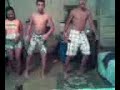 Mininos Dan�ando ( Mangaratiba)
