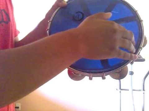 Pandeiro - espero ajudar quem ainda nao sabe tocar pandeiro.. eu tbm nao sei sei o basicao e espero ensinar o que eu sei para quem esta diposto a aprender COLOQUEI UM N...
