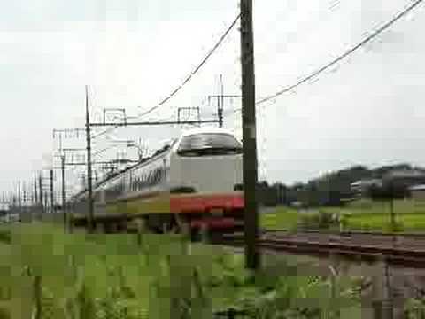 特急きぬがわ号４８５系。