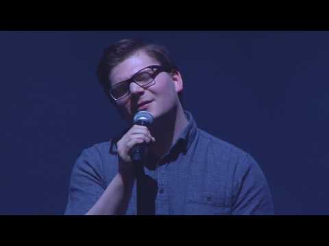 Sindri Snær sigraði Sturtuhausinn 2017 með þessu atriði – Myndband Sindri Snær sigraði Sturtuhausinn 2017 með þessu atriði – Myndband