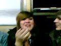 Fran y Saab llendo ala bond en subte ^^