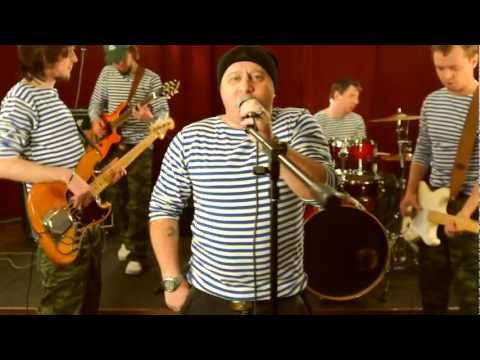Fashion-date rock and Morales - A real man