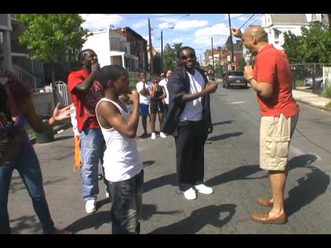 cory booker newark - Saturday, July 18th Cory Booker spent the day visiting local block parties.