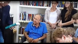 השקת ספרו של יצחק קאול "מחובר"