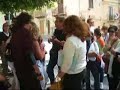 Svedesi e italiani cantano Sciuri Sciuri