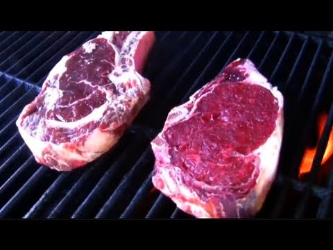 how to properly age steaks at home