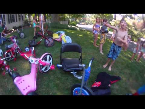 Big Wheel vs Bus - Prerace predictions and a look at some of the custom made big wheels. Bettswood Road Norwalk, CT.