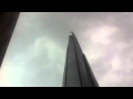 Video: Bad Day For The Window Cleaner At Top Of Skyscrapper - The Shard - Southwark, London