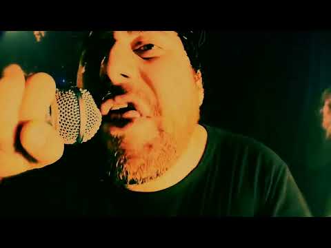 Dead by Wednesday – “Pawns” video