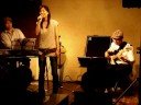 2008.10.17＠下北沢mona recordsでのライヴ映像です。www.myspace.com/isiirika