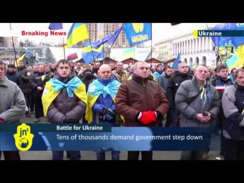 amid - Tens of thousands of demonstrators converged on Ukraine's capital during the evening of 4 Nov. to demand the resignation of Cabinet of Ministers and Presiden...