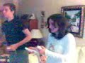 wii crazy girl 2- Niña loca wii 2 (jugando)