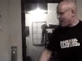 Jason Ellis cupchecks Kris with a K! Manele-Gratis.net