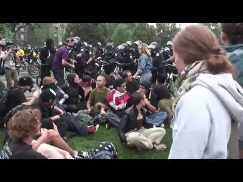 4freespeech - Toronto G20 Movie - Part 01 of 11 - Intro , Prologue, Ch. 1 & 2 http://www.youtube.com/watch?v=Jk0gH2LakTY Toronto G20 Movie - Part 02 of 11 - Ch 3 - Black B...