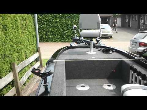 Angelboot zu Verkaufen inkl. Trailer und 30Ps Suzuki
