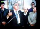 Oi kleftes ta pianoun!Mono h enosi kentroon den exei spotakia kai afises
www.enosikentroon.gr