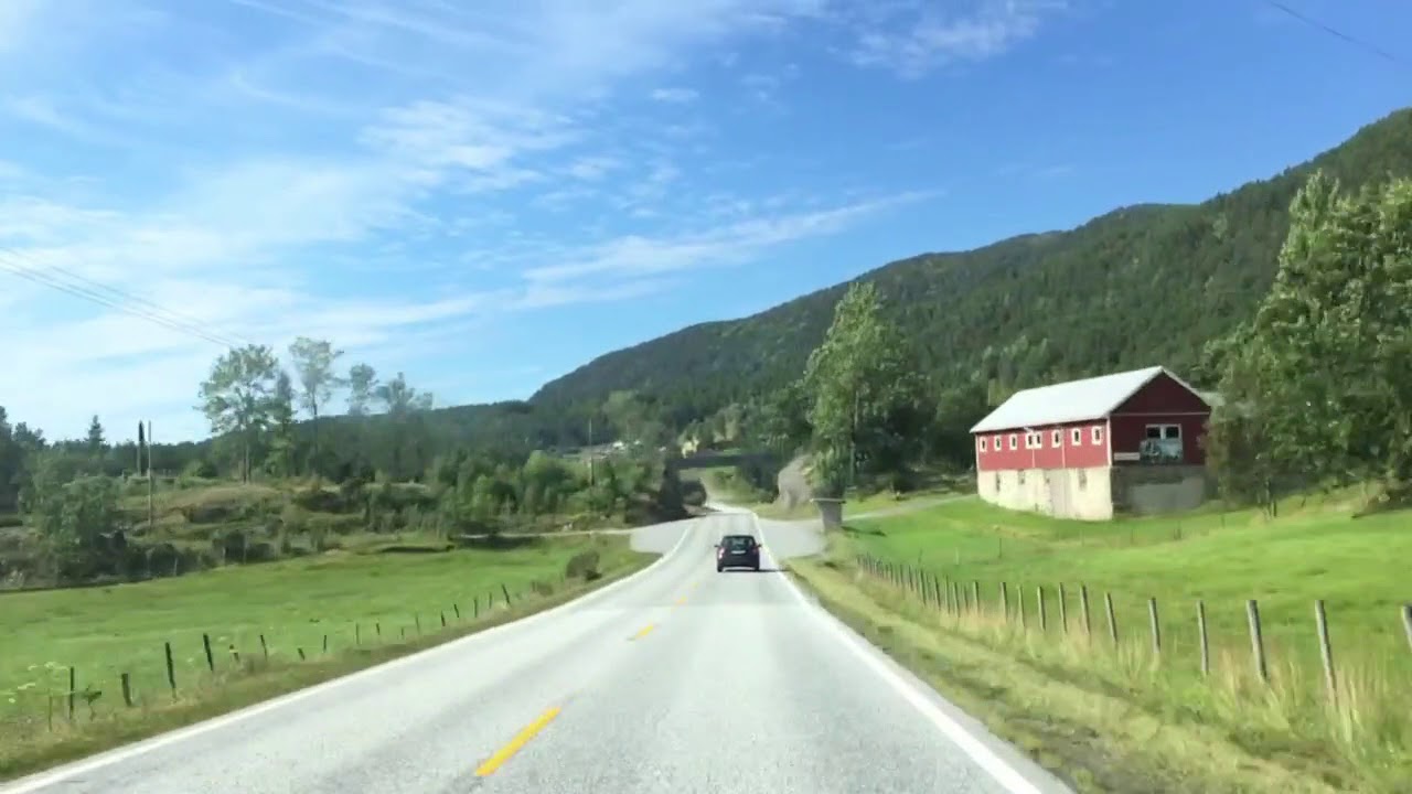 The race to the ferry at Lavik. Hyperlapse on iPhone SE.