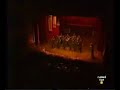 cuando arranc� el primer grito 
la comadrona le dijo  
