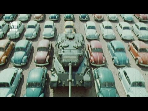 vier - Kommandant, Richtschütze, Ladeschütze, Fahrer. Sie sind die „Vier im Leopard