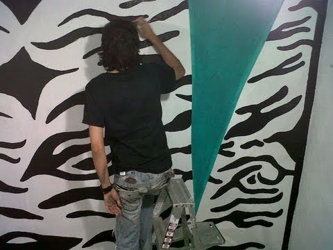 how to paint a zebra wall