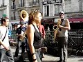 V�deo 02 - Artistas de rua em Paris