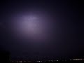 Frequenti e continue fulminazioni (in prevalenza nube-aria e nube-nube) tra le 20 e le 21,30 che illuminavano la città a giorno. In seguito forte pioggia.