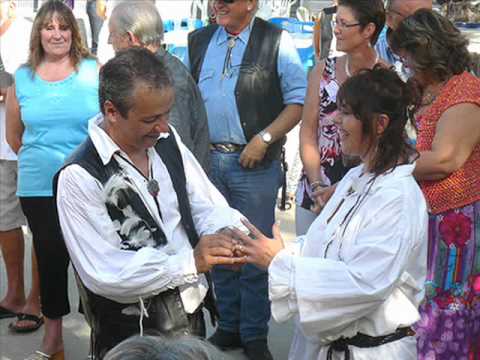 christian fait sa demande en ch...