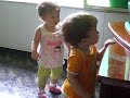 Larissa e Leticia Larissa e Leticia