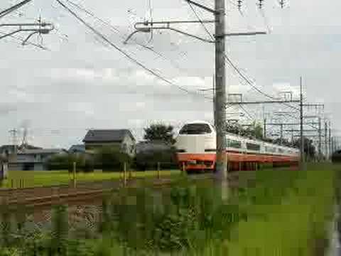 特急きぬがわ号４８５系。