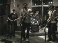 videos de The Headphones - Keep On Rocking