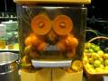 Zumex: A Robot That Loves To Juice