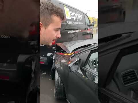 Babka uciekła z miejsca wypadku i spowodowała kolejny :D