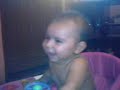 Lara Rebeka Sorrindo