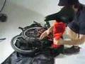 Folding the EasyPack Seat Mast Bike Friday