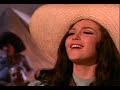 Angelica Maria cantando \"El 7 leguas\"